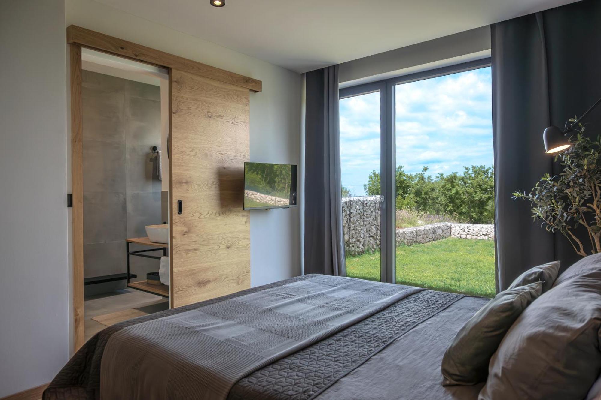 Villa Tonka With Jacuzzi Sauna And Private Pool 拉宾 外观 照片